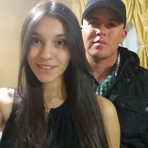 Meet your Posher, Iris